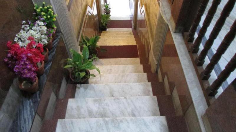 כלכותה Khaja Habib Hotel מראה חיצוני תמונה