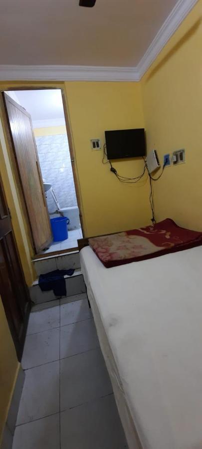 כלכותה Khaja Habib Hotel מראה חיצוני תמונה