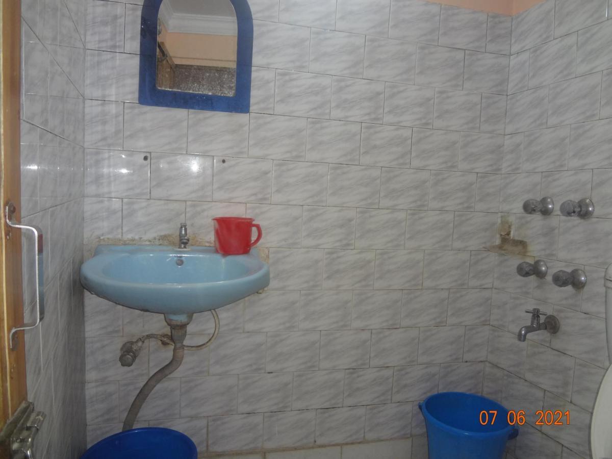 כלכותה Khaja Habib Hotel מראה חיצוני תמונה